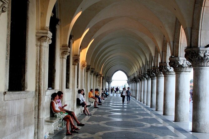 Guided Tour of St. Mark Basilica with Terrace and Museum Access - Meeting at Piazza San Marco: The Starting Point Matters