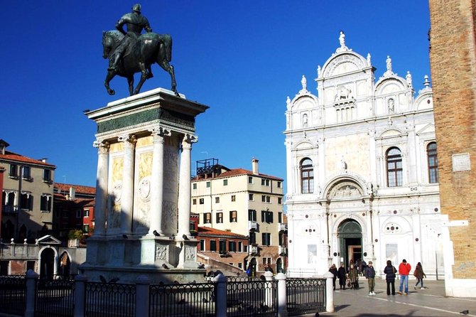 Guided Walking Tour of Venice, St Mark's Basilica & Doge's Palace - Tour logistics that actually matter: group size, breaks, and audio