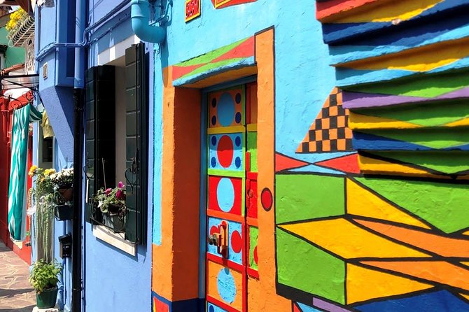 Half-Day Motorboat Cruise to Venice Lagoon Islands Murano and Burano - The Motorboat Ride Across the Venetian Lagoon