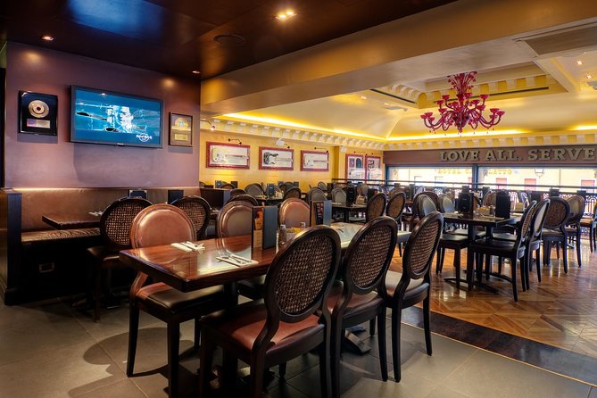 Hard Rock Cafe Venice with Set Lunch or Dinner - Music and atmosphere: what to expect if you want it louder