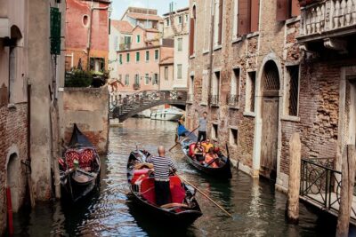 Highlights & Hidden Gems With Locals: Best of Venice Private Tour - Price and value: $328.95 for a guide, not a bus ride