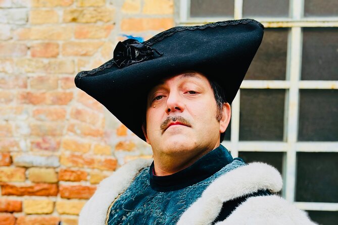Historical Journey and Dress up Experience in Venetian Carnival - Price and Value: What You Pay €179.19 For