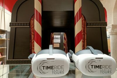 History Gallery: Venice in the Past 3D Experience - The real gondola segment: small details that make it feel authentic