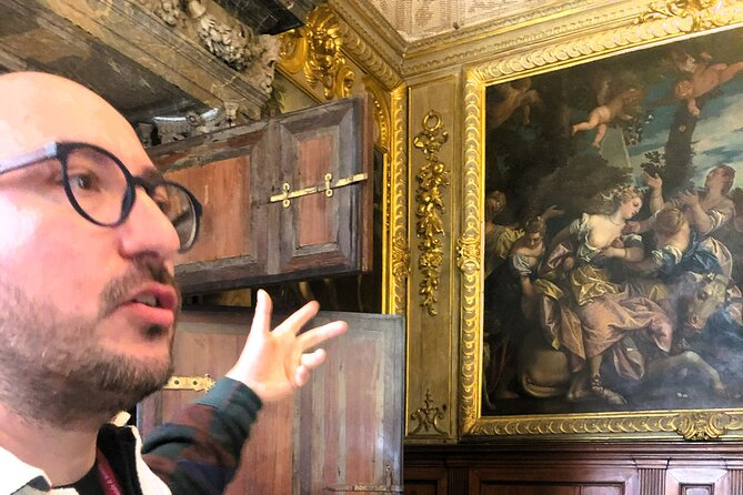 Immersive Beauty: A Tailored Private Tour of the Doge's Palace - St. Mark’s Square sets the stakes before you enter