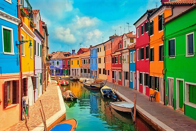 Island Hopping Tour: Mazzorbo, Burano and Murano - A half-day lagoon plan that hits quiet, color, and glass