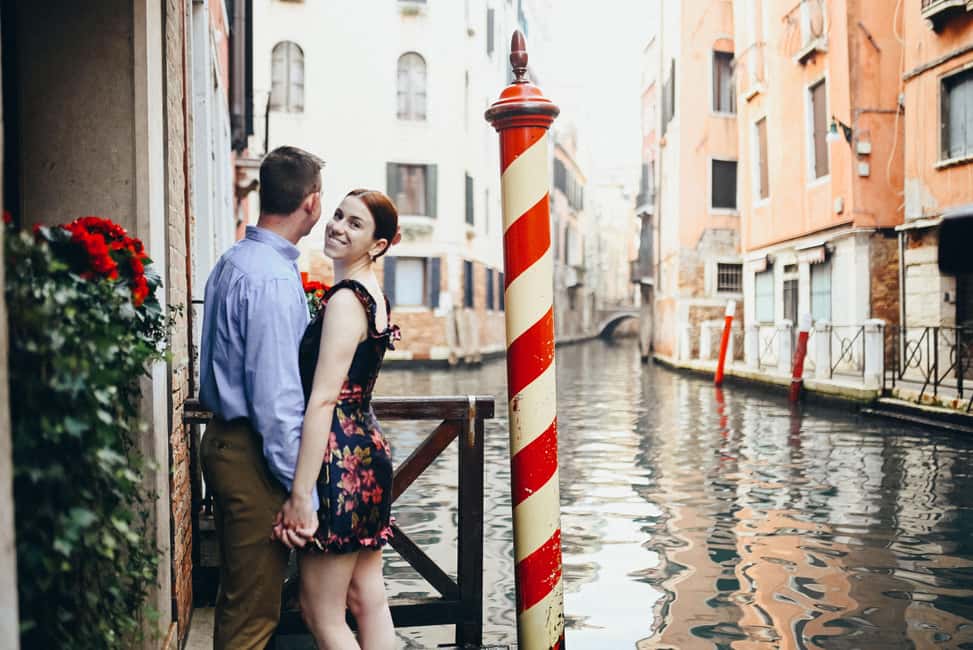 LAND & GONDOLA PHOTOSHOOTING - Should You Book This Land & Gondola Photoshoot?