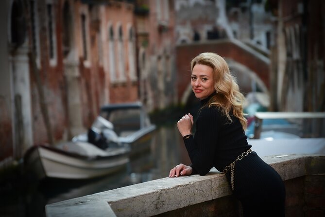 Luxurious Photoshoot in Venice - Stop 2: San Marco Square for big architecture and Venetian life