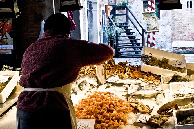 Market Tour and Dining at a Local's Home in Venice - The 4 Courses: How the Meal Builds From Market to Dessert