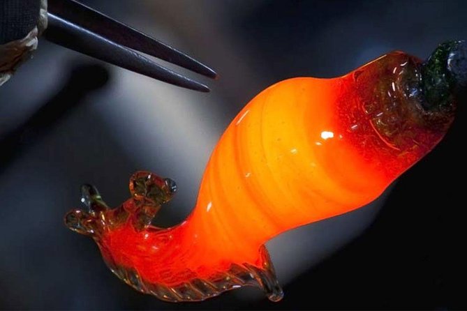 Molten glass magic - Glassblowing class - PRIVATE - From Venice hotel to Murano by private boat taxi