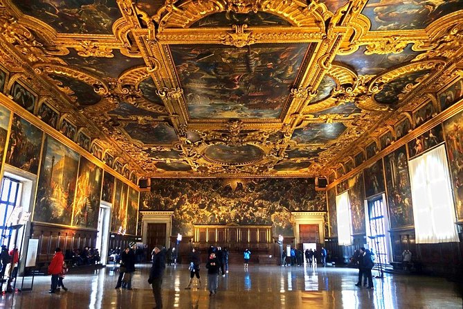 Morning Venice Walking Tour plus Doge's Palace Guided Visit - The 9:00am Meeting Point: How to Avoid the Usual Venice Chaos