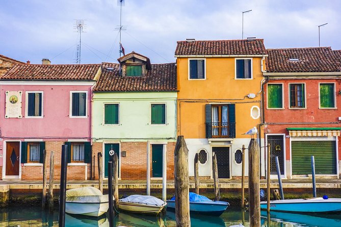 Murano and Burano Islands Semi-Independent Tour - Multilingual live commentary: helpful, not intrusive