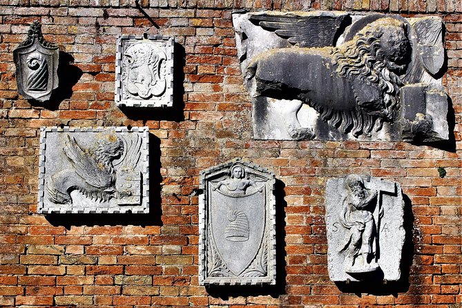 Murano and Burano Islands Semi-Independent Tour - Price and value: why $34 can make sense here