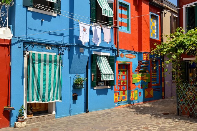Murano, Burano and Torcello Islands Full-Day Tour - Burano (Isola di Burano): lace-and-color time you can actually enjoy