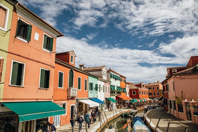 Murano Burano Islands Boat Tour Glass Factory & St Erasmo Winery - Burano canals and lace tradition in a world-heritage island