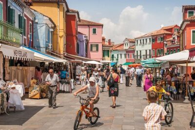 Murano, Burano & Torcello: Venetian Island Highlights - Burano Lace and Bright Houses: Color, Fog Legend, and Hand Work
