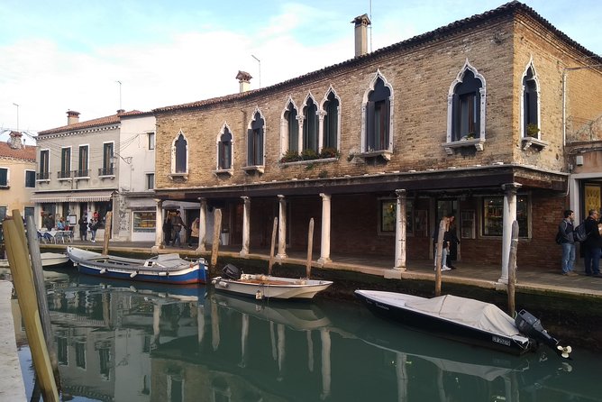 Murano Glass and Art Private Tour by Boat and on Foot - The ending near Santi Giovanni e Paolo (and why it matters)