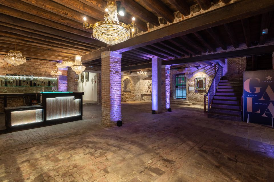 Murano: Glass Blowing Demonstration with Optional Drinks - Should You Book This Murano Glass Blowing Demonstration?