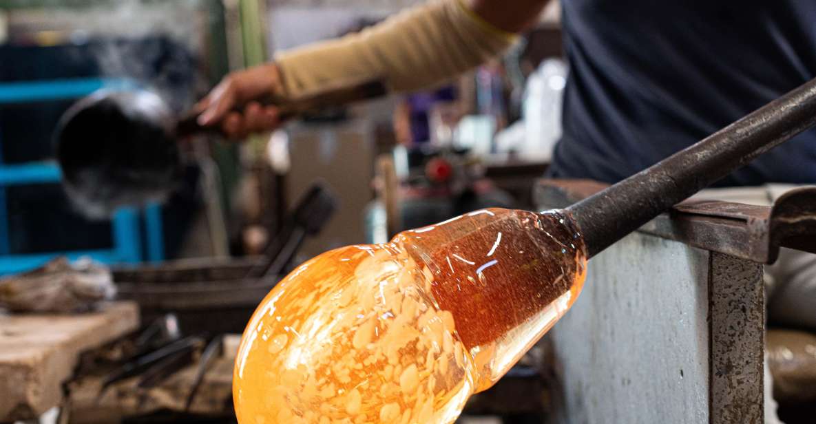 Murano: Glass Factory Experience with Tour and Demonstration - Murano glass in 20 minutes: what the price buys you