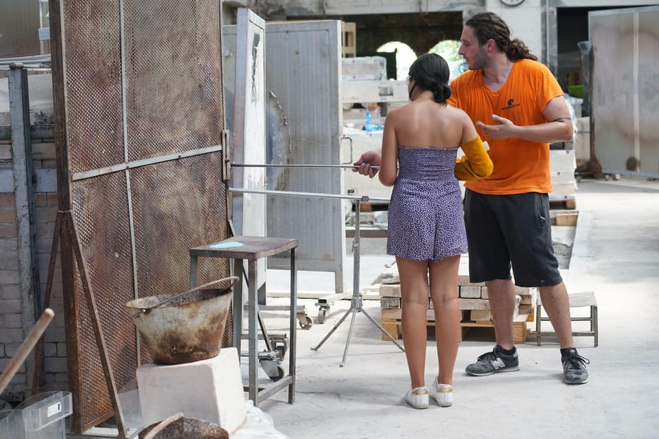Murano: In Depth Glass Factory Guided Tour - Small group size and the English guide experience