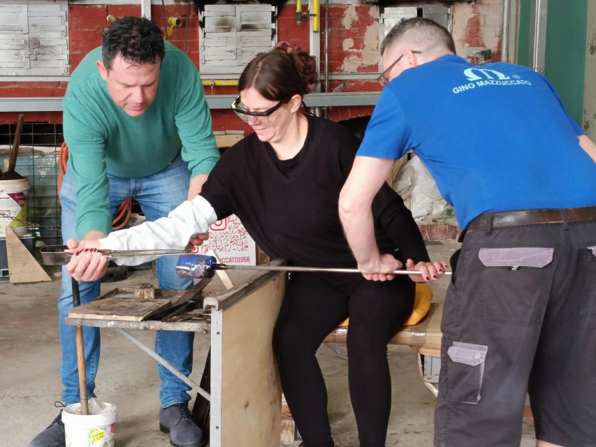 Murano: make your item with a glass master and take it home - Price and value: is $396.50 per person actually fair?