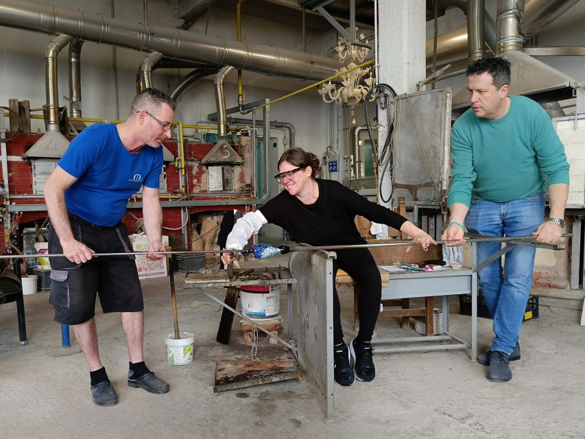 Murano: make your item with a glass master and take it home - Who this Murano Glass Master workshop suits best