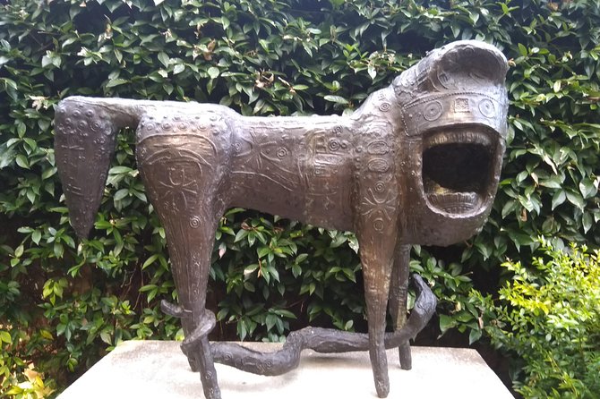 Peggy Guggenheim collection Venice private tour - What you actually see inside: permanent collection plus temporary exhibitions