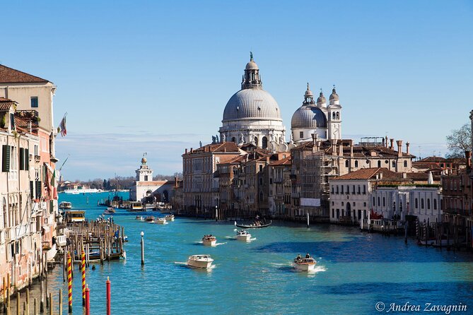 Photography workshop in the magical Venice (3h) - Piazza San Marco Finish: Strong Architecture and Classic Angles