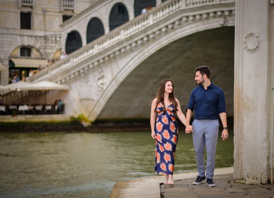 Photoshoot in Venice: Your Story, Our Lens - Book Now! - Outfit Change, Gondola or Water Taxi, and Why Transport Can Matter