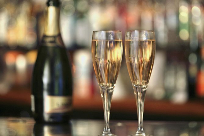 Premium Prosecco Hills Winery Tour with Prosecco Tastings & Food - Should you book this Prosecco Hills Winery Tour?