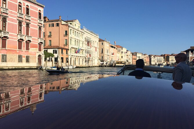 Private Arrival Transfer: Marco Polo Airport to Venice Cruise Terminal - The Mercedes lineup: what you get and how it helps your group