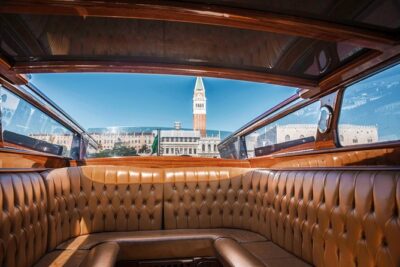 Private Arrival Transfer: Treviso Airport to Venice Hotels - Choosing your style: Meet and Greet vs Full Service escort
