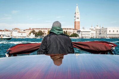 Private Arrival Transfer: Venice Train or Bus Stations to Venice Hotels - Santa Lucia vs Piazzale Roma: where your pickup really happens