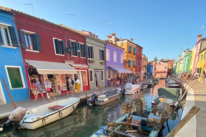 Private boat tour to the islands of Venice - Stop 2: Burano’s Color, Lace, and a Real Break to Wander