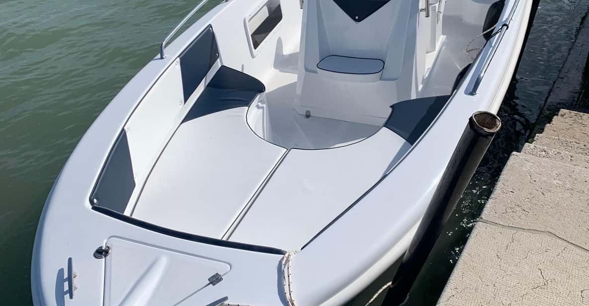 Private boat tour, visit the major islands Venice - San Francesco del Deserto: How It Fits the Big-Island Plan