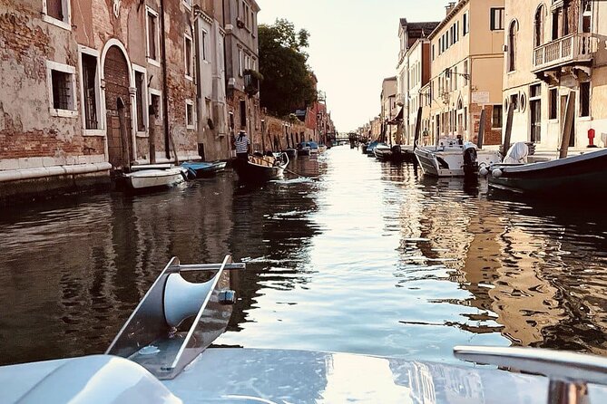 Private Boat Tour with Skipper Sailing the Lagoon of Venice Italy - Meeting at S. Giobbe and Making Sense of the 3.5 Hours