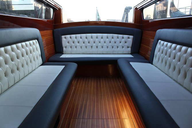 Private Departure Transfer: Venice Hotels to Venice Train or Bus Station - From Your Hotel Dock to Santa Lucia or Piazzale Roma