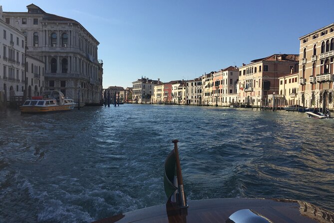 Private Departure,Transfer: Venice Cruise Terminal to Marco Polo Airport - Extras that matter more than you think