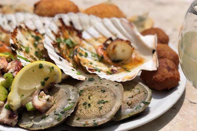 Private Food Tour: Cicheti & Wine - A private ciccheti-and-wine tour that moves at a human pace