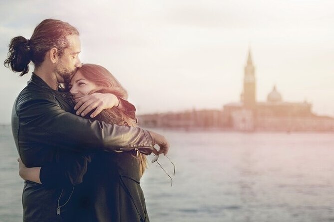 Private Gondola Ride and Photoshoot - A 90-Minute Venice Plan That Doesn’t Waste Your Energy