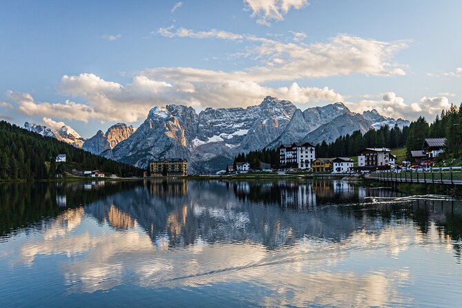 Private Guided Tour in the Dolomites from Venice - Lago di Braies: emerald water, heavy photo demand, and how to beat the chaos