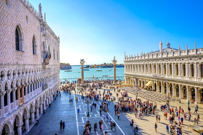 Private or Semi Doge's Palace & Saint Mark's Basilica Guided Tour - Bridge of Sighs: the photo stop that actually has context
