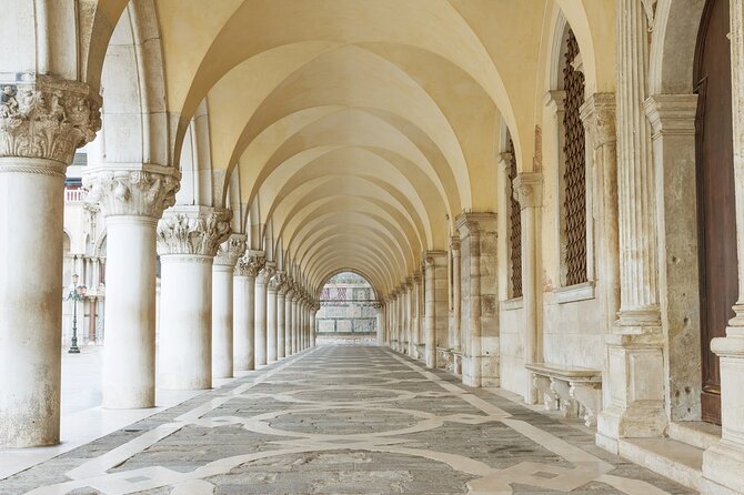 Private or Semi Doge's Palace & Saint Mark's Basilica Guided Tour - Skip-the-line at St. Mark’s Basilica: what you’ll actually notice