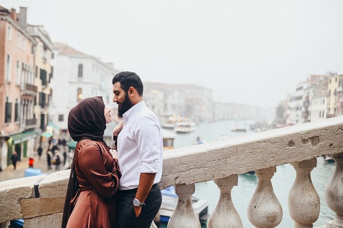Private Photo Shoot in Venice with Gondola Ride Included - Piazza San Marco Frames: Classic Views Without the Mayhem