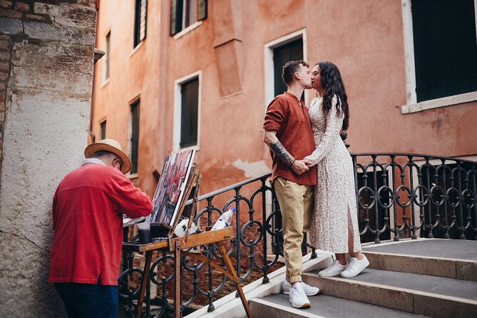 Private Photo Shoot in Venice with Gondola Ride Included - Ponte dei Sospiri: Drama, Light, and a Real Venice Mood