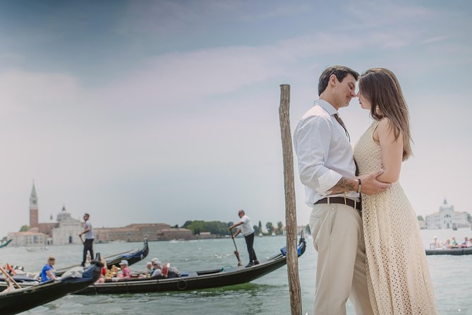Private Photo Shoot in Venice with Gondola Ride - Piazza San Marco Setup: Starting With the Right Scene