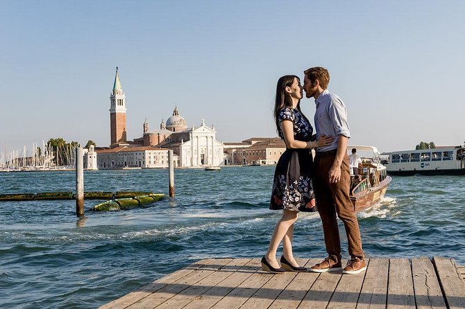 Private Photo Shoot & walking tour - Venice access fee on certain dates: a real detail to check