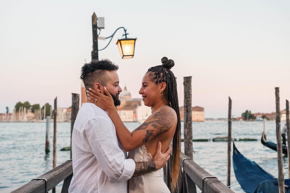 Private Photoshoot of Your Gondola Ride in Venice - Should You Book This Private Gondola Photoshoot?