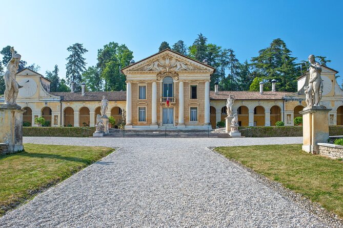 Private Prosecco , Hilltowns & Palladian Villa Tour from Venice - The Driver-Tour Escort Makes or Breaks the Day