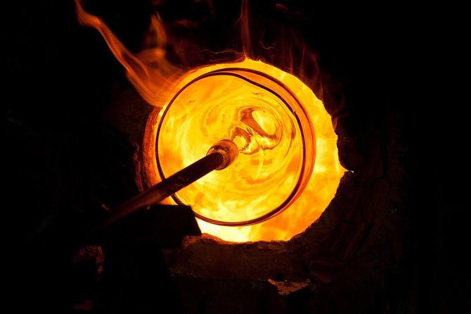 Private tour on Murano Island: discover the art of Artisanal Glassblowing - From Venice to Murano: why the boat part matters