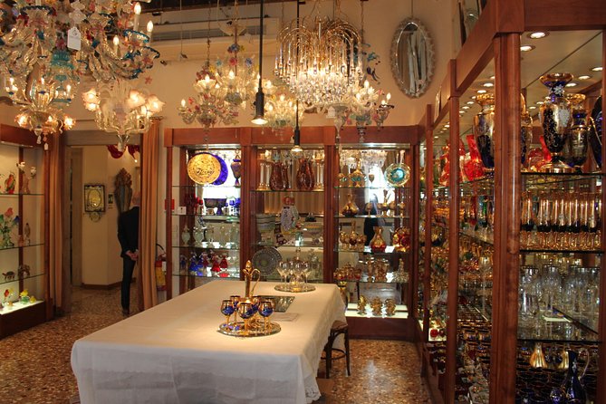 Private tour on Murano Island: discover the art of Artisanal Glassblowing - The shop stop: how to enjoy the craft without the pressure
